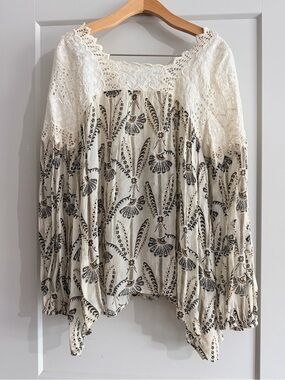 Bohemian Lace Yoke Floral Peasant Top – Cream with Black Print